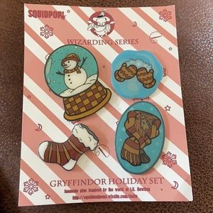 Gryffindor Holiday Pin Set